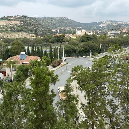 1-Bedroom Flat 200M From The Beach In Tourist Area Apartman